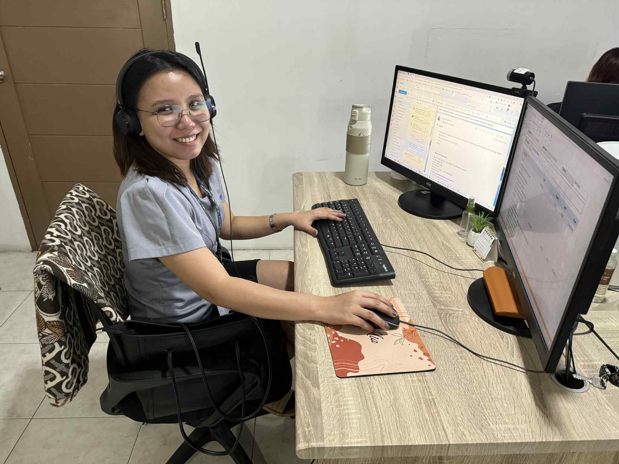 Back-office process and document support illustration